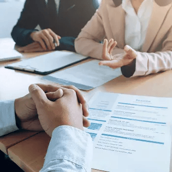 Como Criar Currículos e Participar de Entrevistas de Emprego